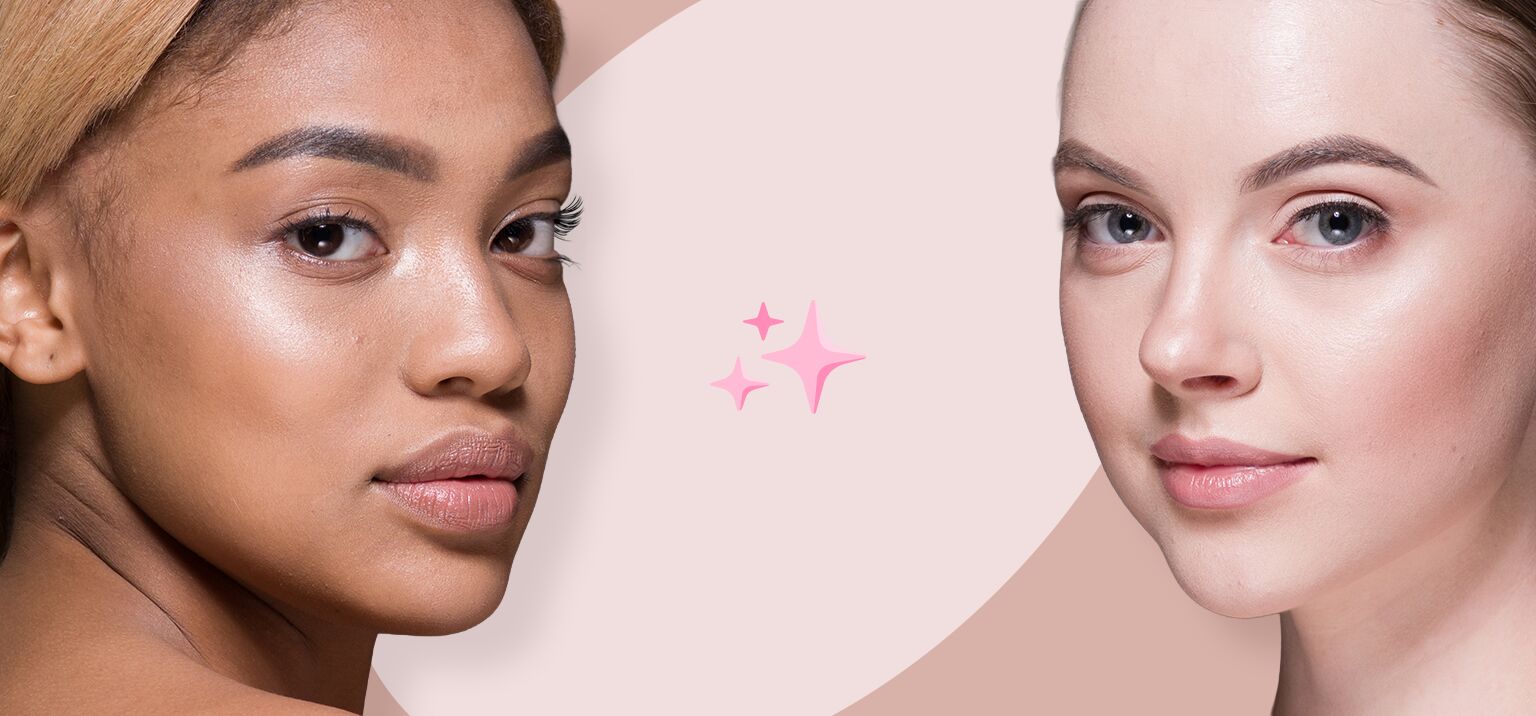 Duas modelos com pele radiante em fundo suave.